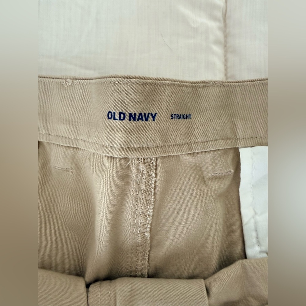 NWT Men’s Old Navy Khaki straight leg Preppy Dress Casual Work Pants 42x30 - Picture 4 of 8